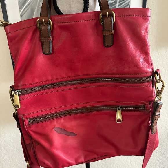 Women's Fossil Explorer Messenger Bag Fold Over Tote Crossbody RED Large - Picture 9 of 10